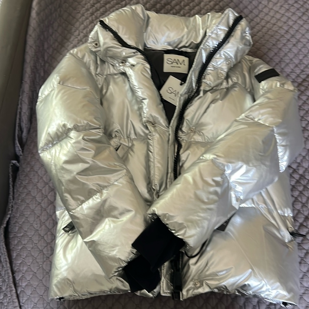 Small Sam Women’s Puffer Jacket Silver with black accents